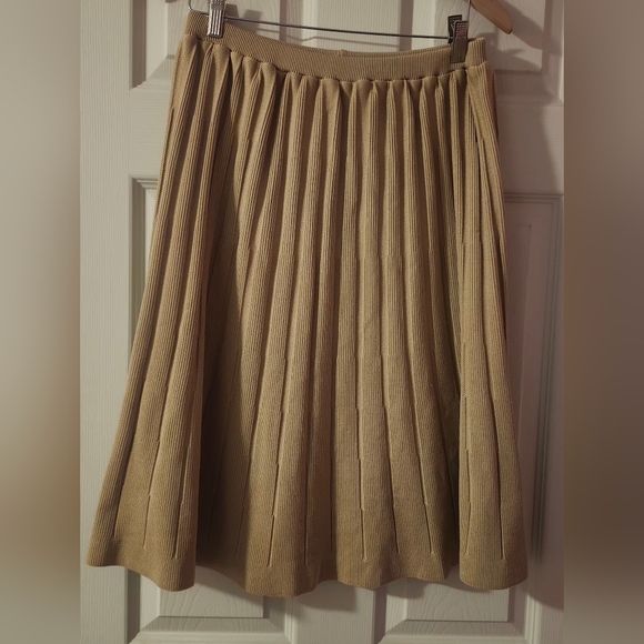 Givenchy Tan V-Neck Women's Two Piece Sweater & Skirt - Picture 9 of 16